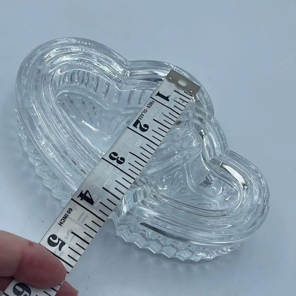 Cristal d’Arques -Durand Two Hearts Crystal Trinket box.
